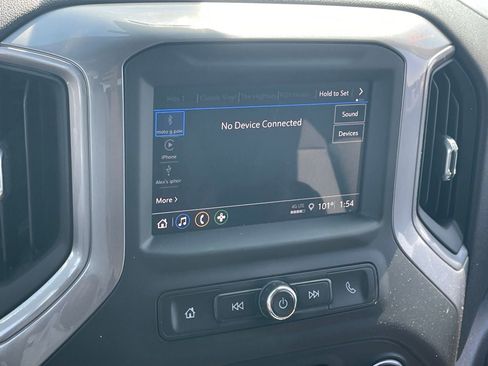 Used 2022 Chevrolet Silverado 1500 Custom RWD image 10