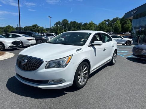 Used 2016 Buick LaCrosse Leather FWD image 3