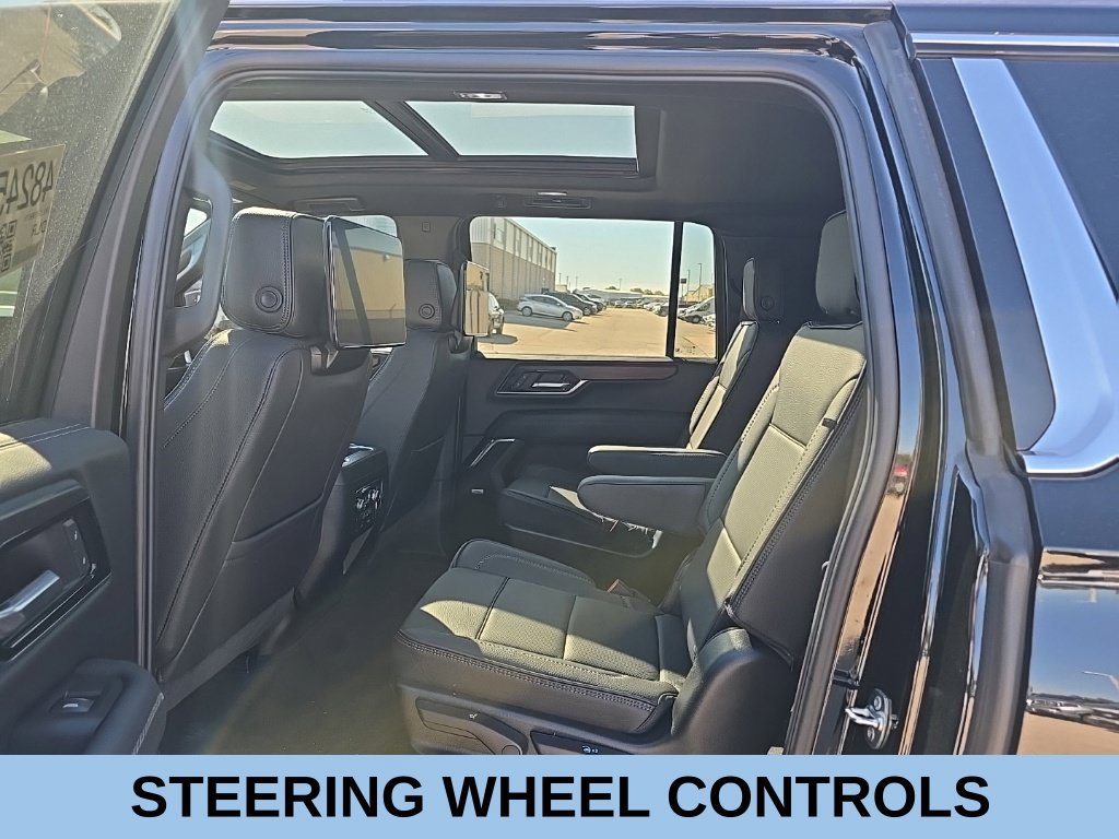 Used 2025 GMC Yukon XL Denali w/ Denali Reserve Package AWD/4WD image 19