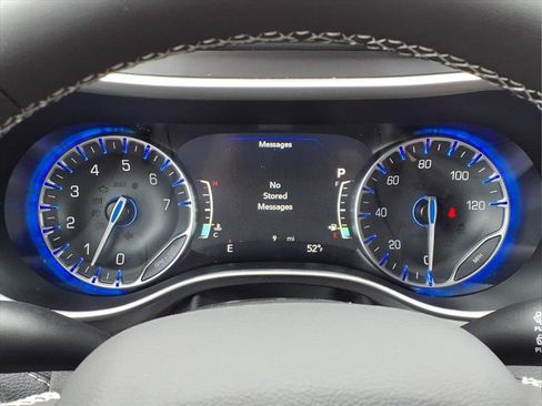 New 2026 Chrysler Pacifica Select image 26