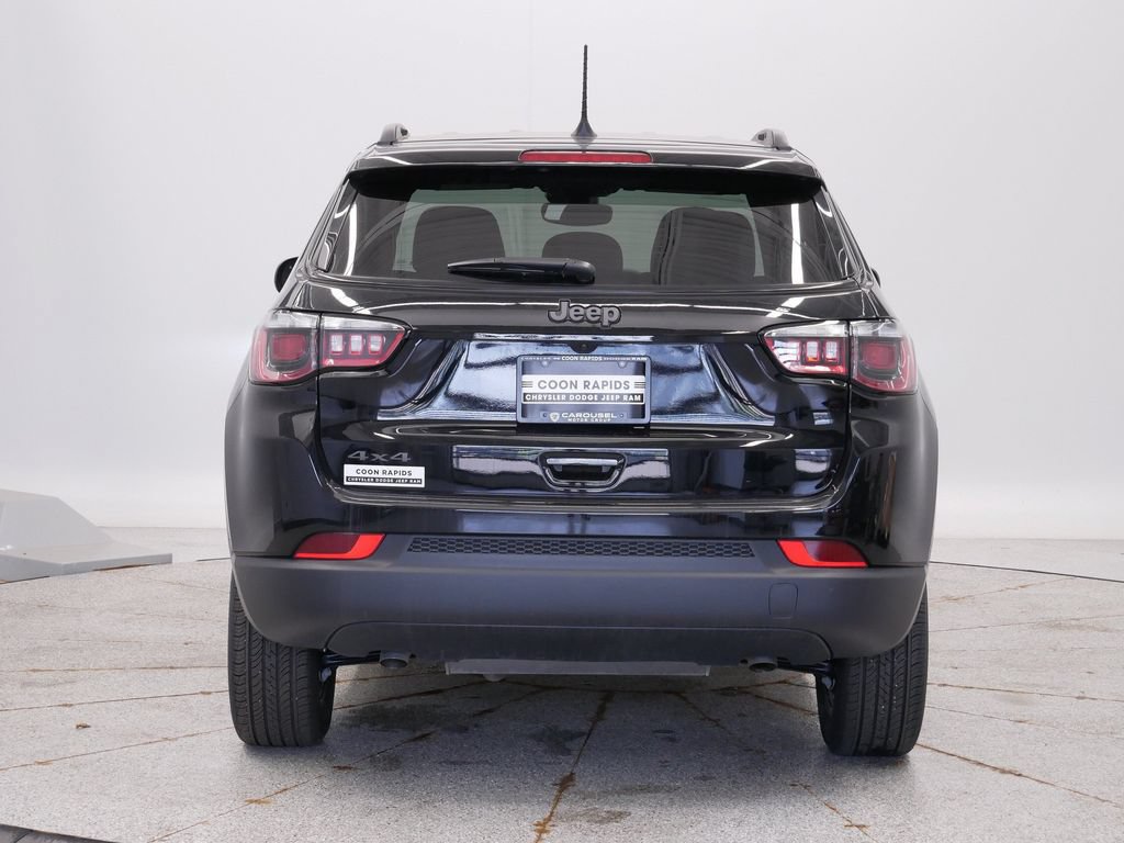 New 2026 Jeep Compass Latitude AWD/4WD image 4