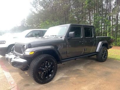 Used 2025 Jeep Gladiator Sport
