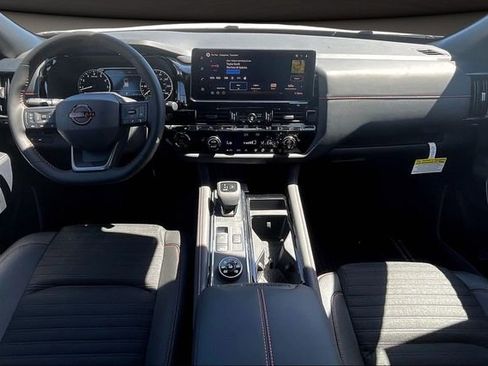 New 2026 Nissan Pathfinder Rock Creek image 5