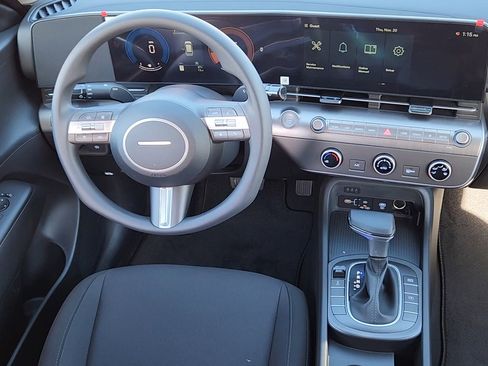 New 2026 Hyundai Kona SE image 5