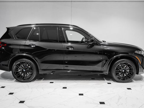 Used 2024 BMW X5 M Competition w/ Executive Package image 6