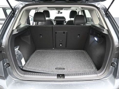 New 2026 Volkswagen Taos SE AWD/4WD image 12