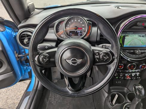 Used 2018 MINI Cooper Convertible FWD image 15