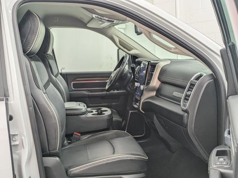 Used 2024 RAM 2500 Laramie image 16