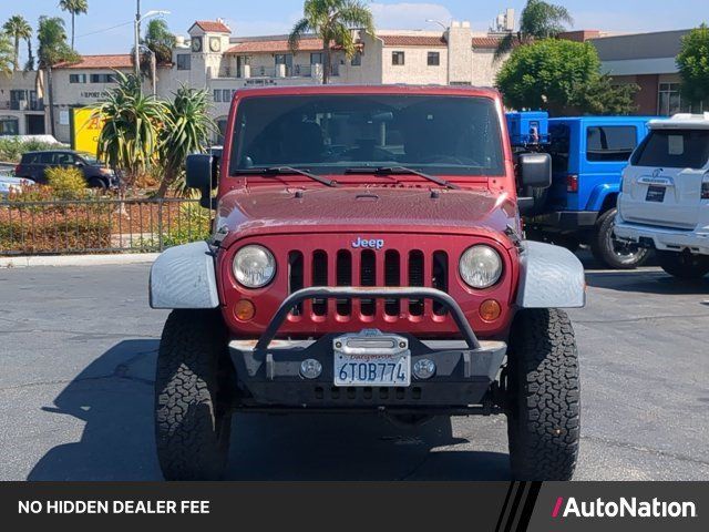 Used 2012 Jeep Wrangler Unlimited Rubicon w/ Connectivity Group AWD/4WD image 1