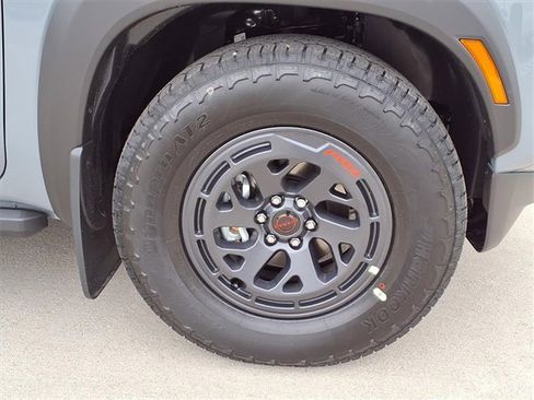 New 2026 Nissan Frontier Pro-X w/ Tow Package image 5