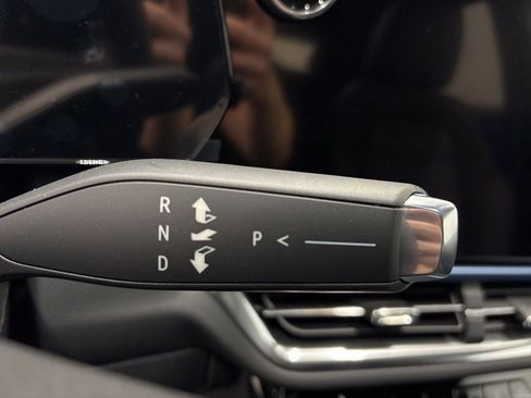 New 2026 Chevrolet Equinox EV LT image 25