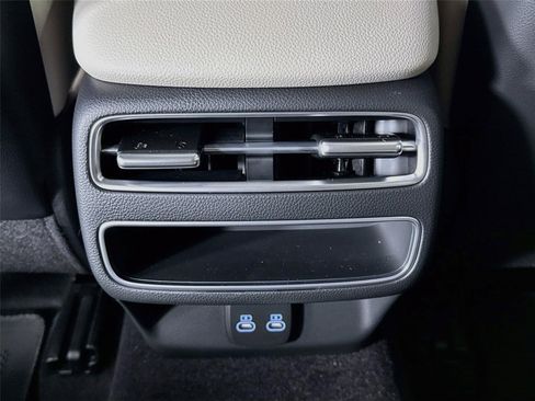 New 2027 Genesis GV70 2.5T AWD/4WD image 25