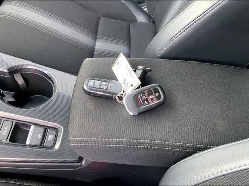 Used 2022 Honda Civic Sport image 14