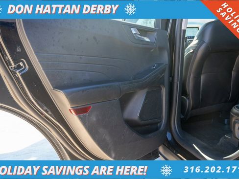 Used 2022 Ford Escape SEL image 20