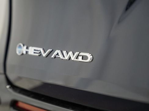 New 2026 Toyota Sienna Platinum AWD/4WD image 9