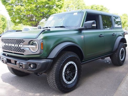Certified 2025 Ford Bronco Badlands w/ Matte Film Protection Package image 3