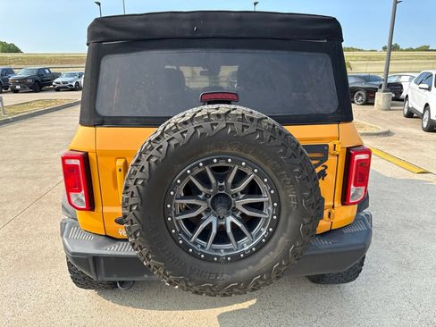 Used 2022 Ford Bronco Black Diamond w/ Sasquatch Package AWD/4WD image 8