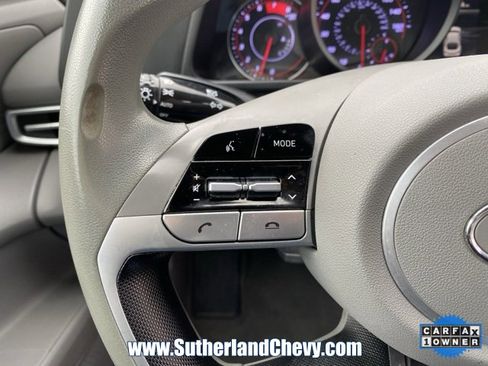 Used 2021 Hyundai Elantra SEL image 18