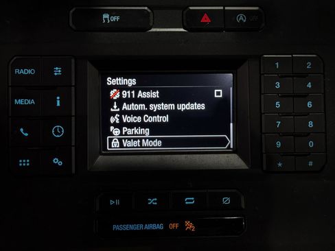 Used 2019 Ford F150 XL w/ Equipment Group 101A Mid RWD image 10