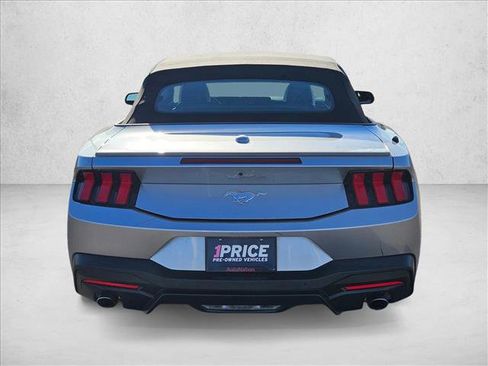 Used 2024 Ford Mustang Premium image 6
