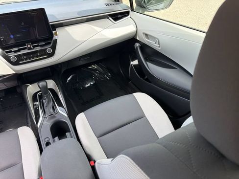 Certified 2025 Toyota Corolla LE FWD image 22