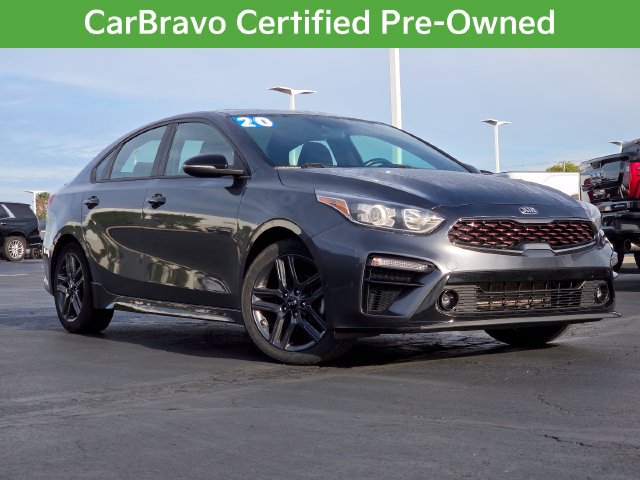 Used 2020 Kia Forte GT-Line w/ GT-Line Premium Package FWD image 2