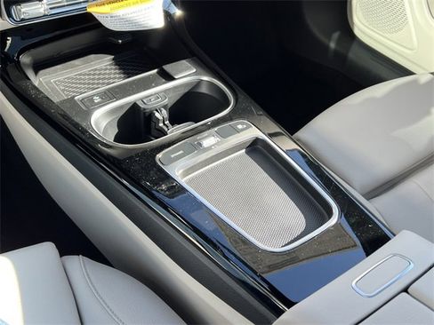 Certified 2025 Mercedes-Benz CLA 250 4MATIC image 30