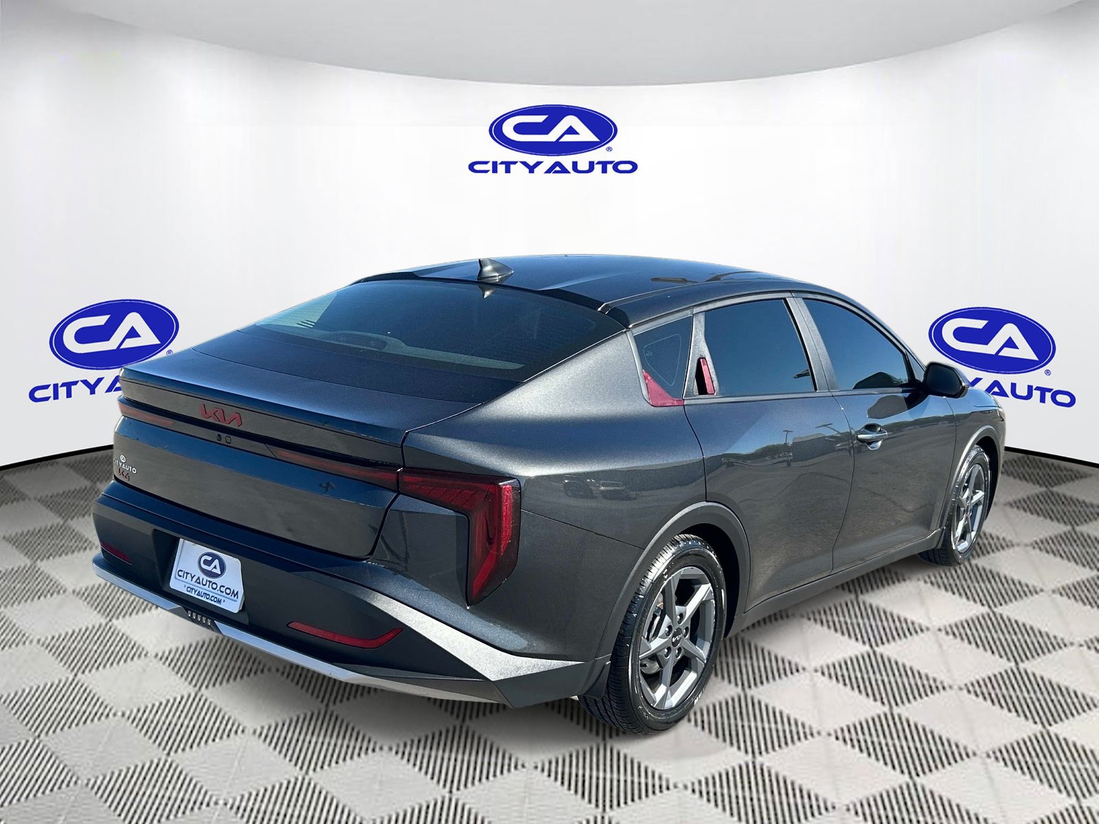 Used 2025 Kia K4 FWD image 3