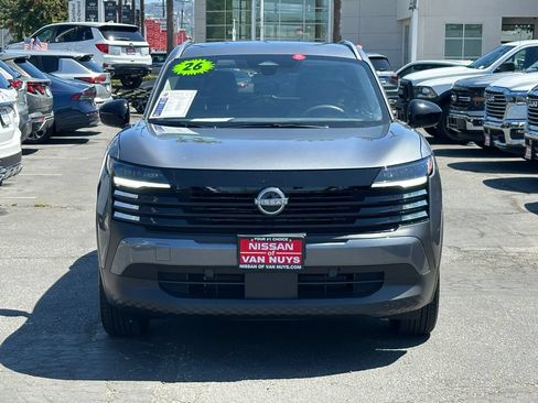 Used 2026 Nissan Kicks SV FWD image 12