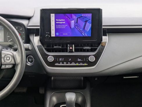 Used 2023 Toyota Corolla LE image 17