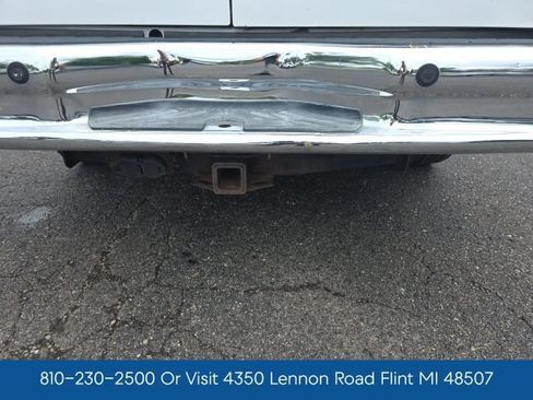 Used 2010 Ford E-350 and Econoline 350 XLT RWD image 8