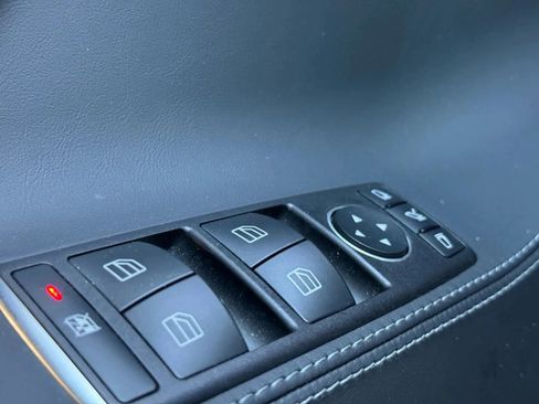 Used 2018 Tesla Model S 75D image 21