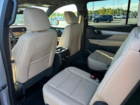 New 2026 Buick Enclave Preferred w/ LPO, Floor Liner Package image 8