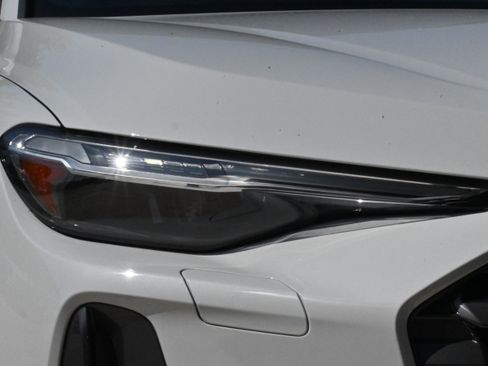 Used 2025 Audi Q5 Premium Plus image 11