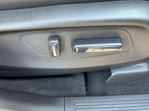 Certified 2025 Honda CR-V EX-L image 30