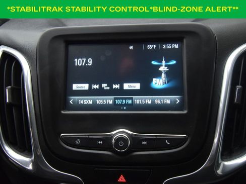 Used 2018 Chevrolet Equinox LT FWD image 15