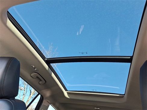 Used 2023 Lincoln Aviator AWD w/ Premium Package image 14