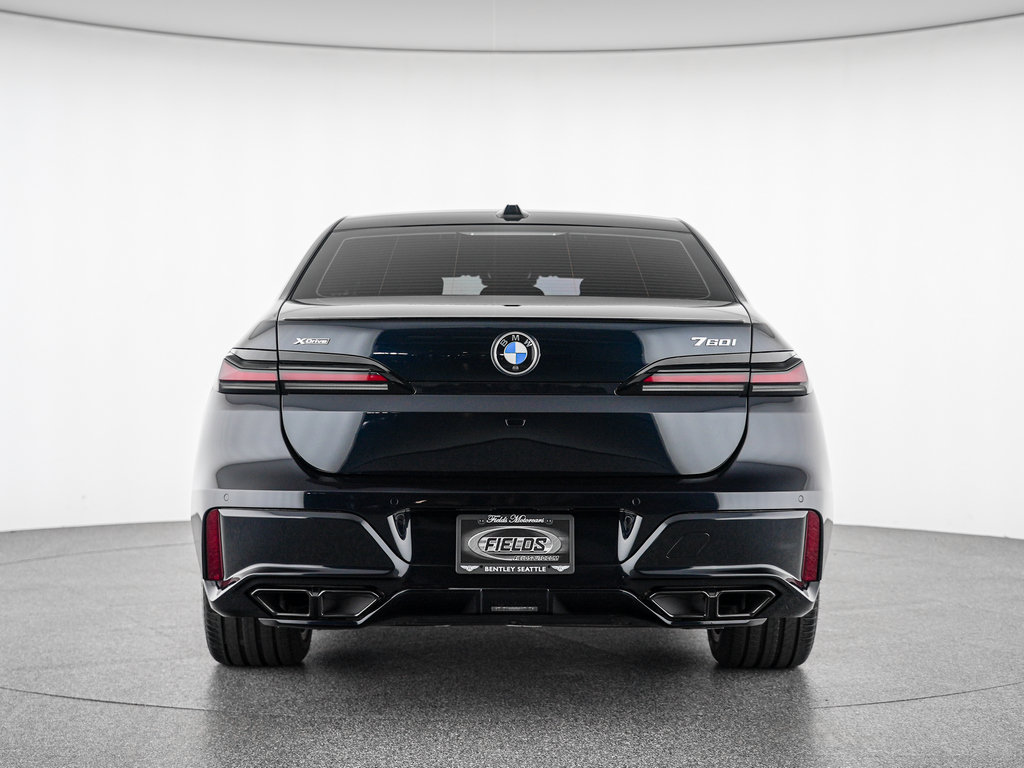 Used 2024 BMW 760i xDrive AWD/4WD image 5