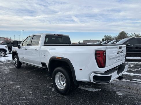 Used 2024 GMC Sierra 3500 Denali Ultimate image 8