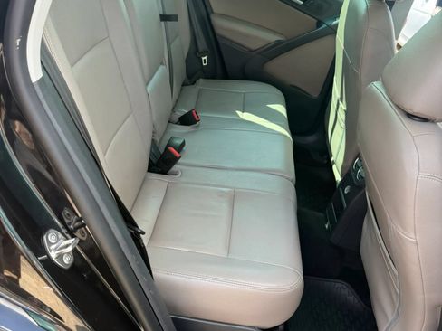 Used 2013 Volkswagen Tiguan S FWD image 21