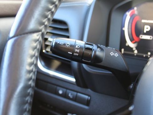 Used 2021 Nissan Rogue Platinum image 34