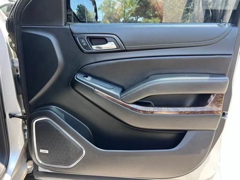 Used 2018 Chevrolet Tahoe LT AWD/4WD image 41