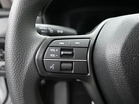 Certified 2025 Honda Accord LX image 11