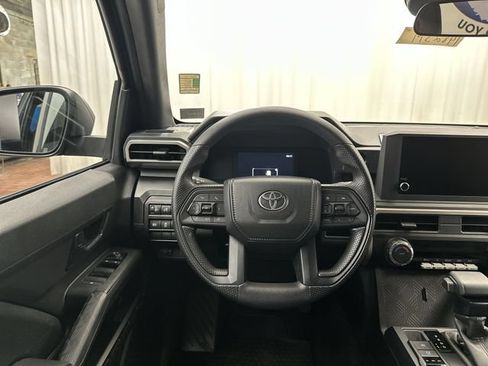 Used 2024 Toyota Tacoma SR AWD/4WD image 14