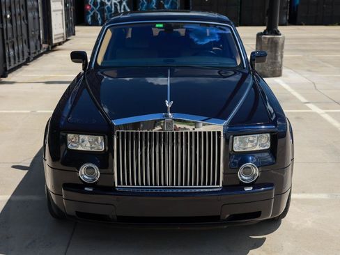 Used 2006 Rolls-Royce Phantom Sedan RWD image 17