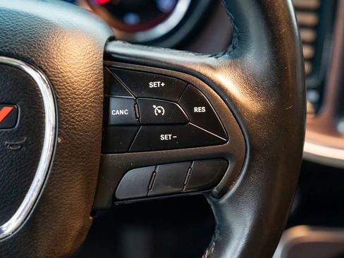 Used 2018 Dodge Challenger SXT RWD image 15