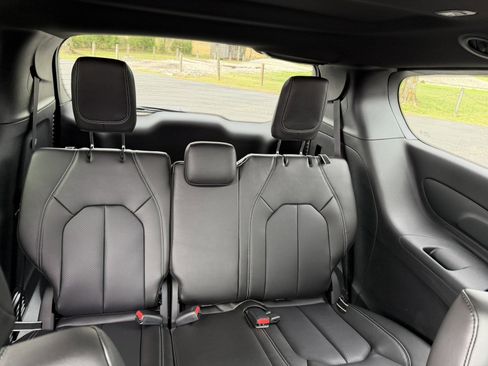 New 2026 Chrysler Pacifica Select FWD image 8