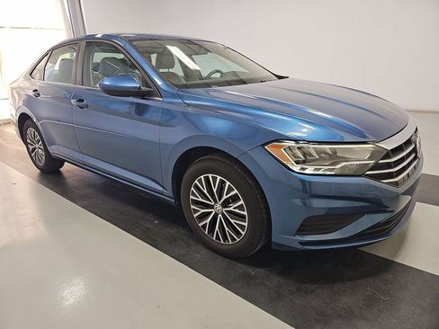 Used 2021 Volkswagen Jetta S w/ Driver Assistance Package image 3