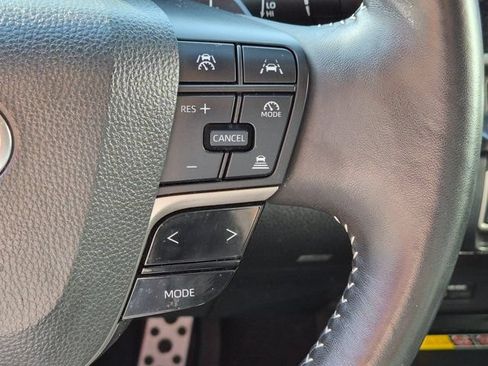 Used 2025 Toyota Camry SE FWD image 23