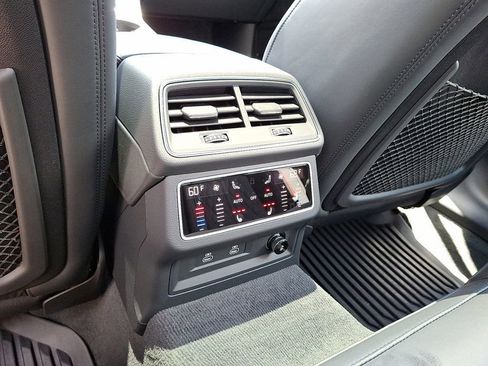 New 2025 Audi S6 Premium Plus image 9